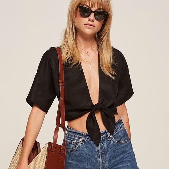 Reformation Tops - Reformation Pearl Top in Black